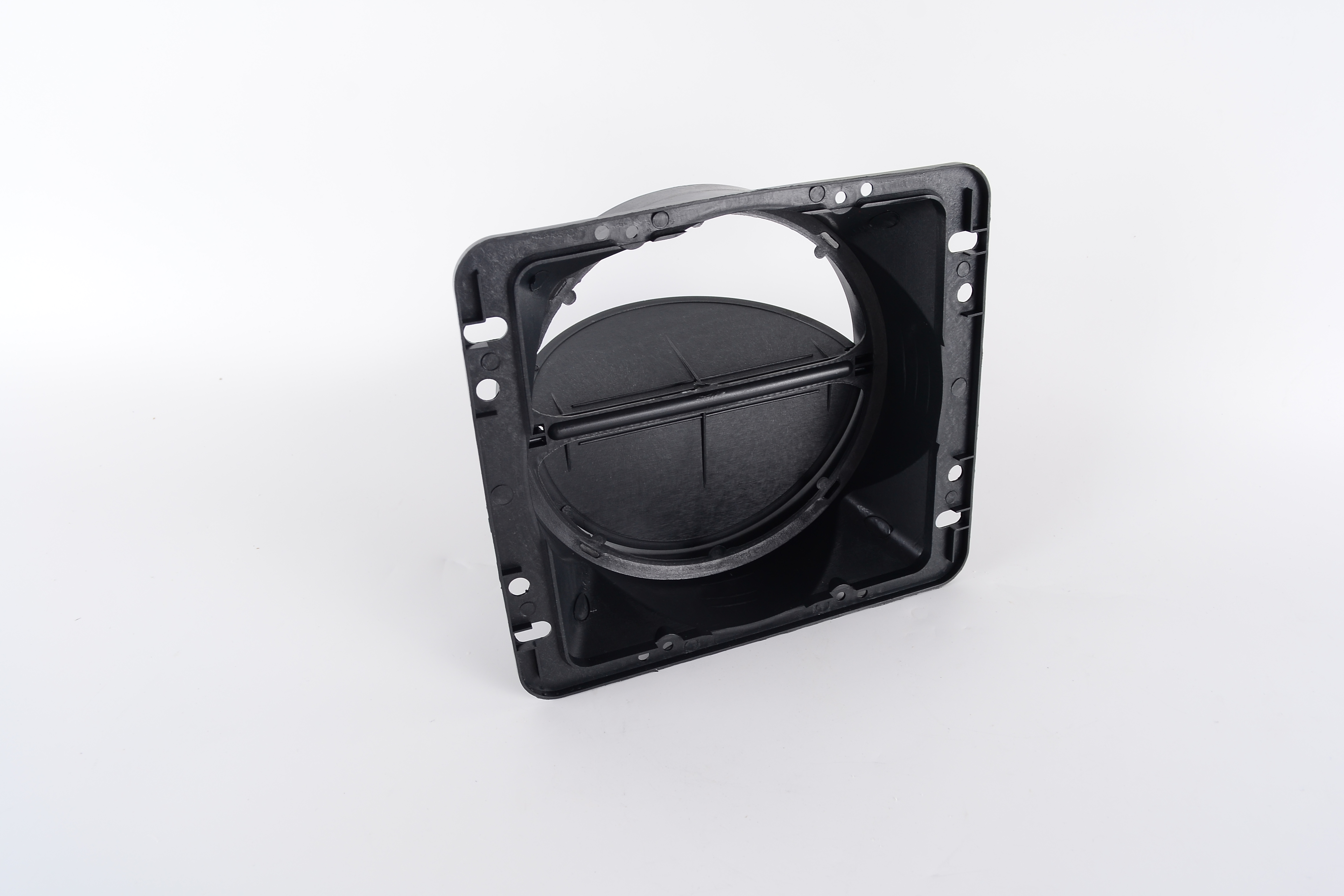 Exhaust Port - B19060004